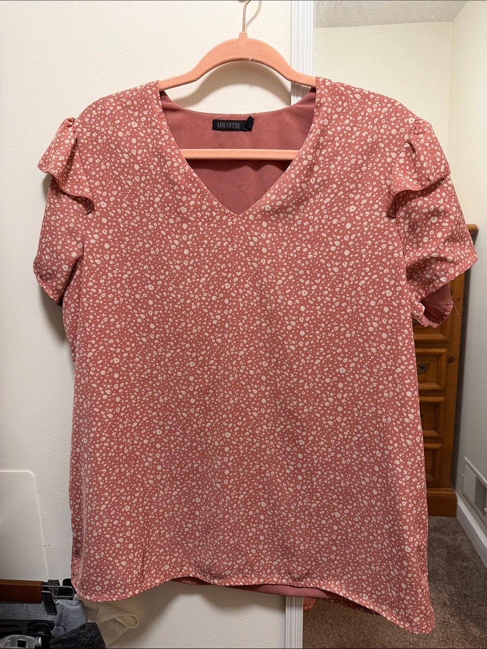 MINKPINK Dusty Rose Floral V-Neck Ruffle Sleeve Blouse
